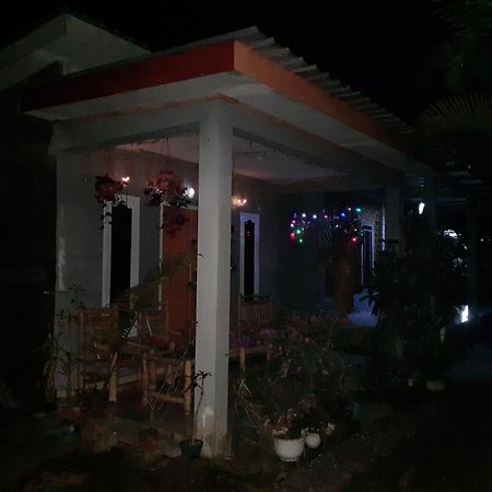 Eltari Homestay Tetebatu Exterior foto